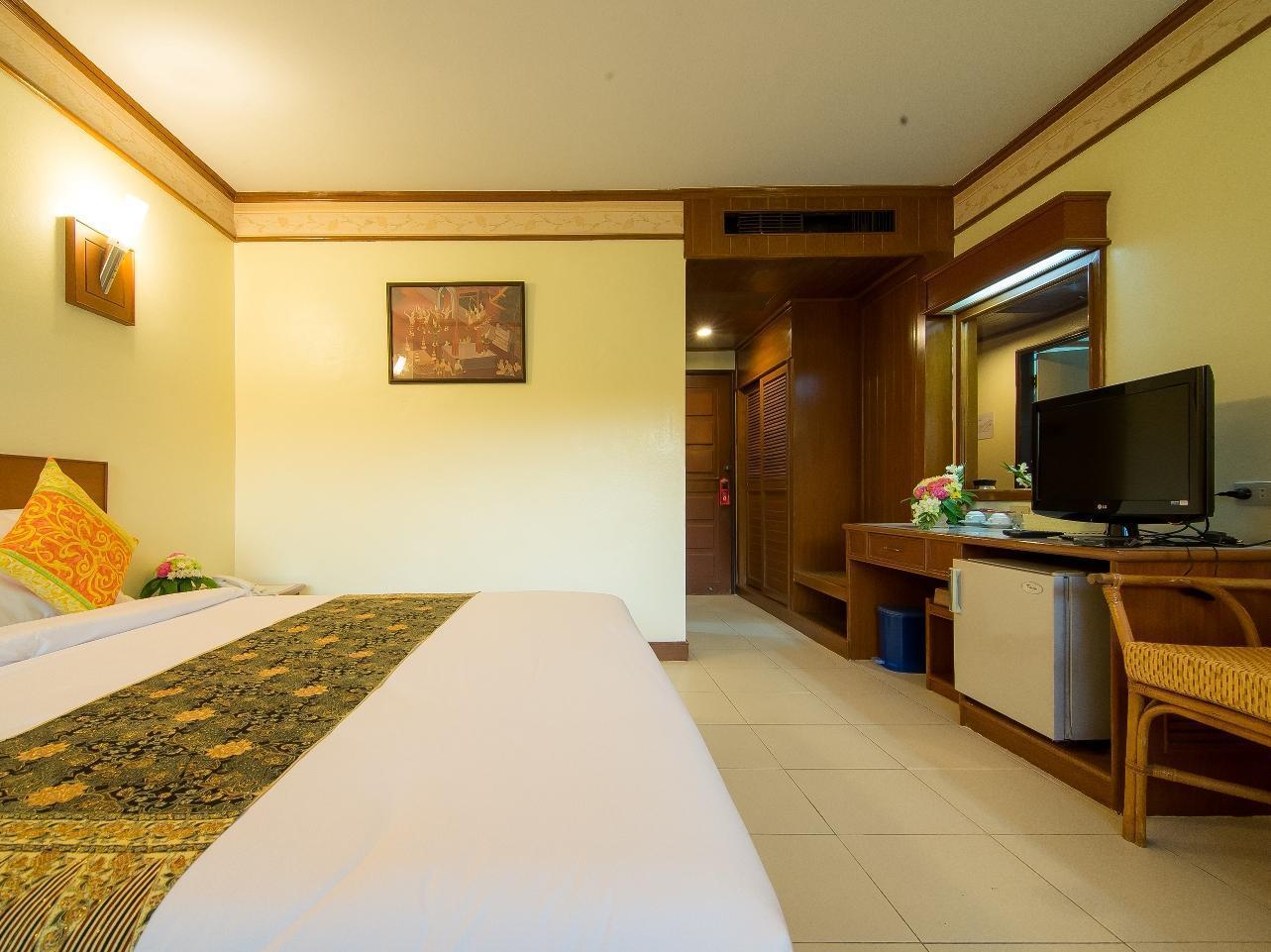 Krabi Royal Hotel Экстерьер фото