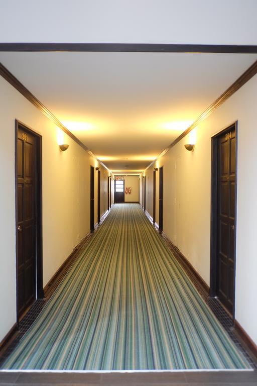 Krabi Royal Hotel Экстерьер фото