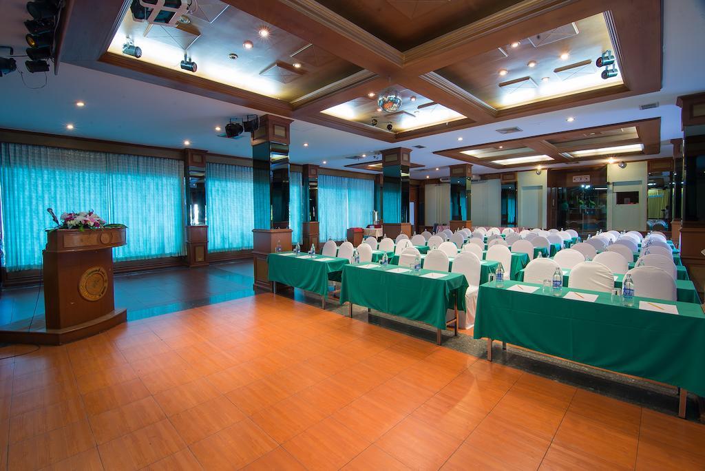 Krabi Royal Hotel Экстерьер фото